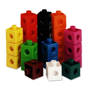 CUBES ET DOMINOS