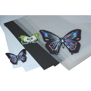 7 FEUILLES PLASTIQUE DINGUE NOIR 20X26CM